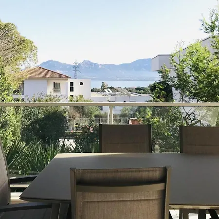 Climatise A 1,4 Km De La Avec Parking Et Ascenseur - Calvi - Fr-1-63-277 Apartment