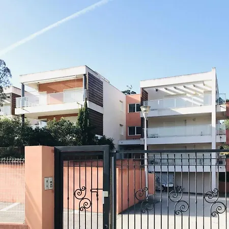 Apartment Climatise A 1,4 Km De La Avec Parking Et Ascenseur - Calvi - Fr-1-63-277 *